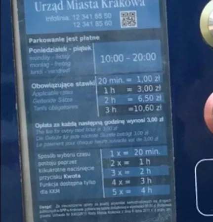 Rajska 105 *